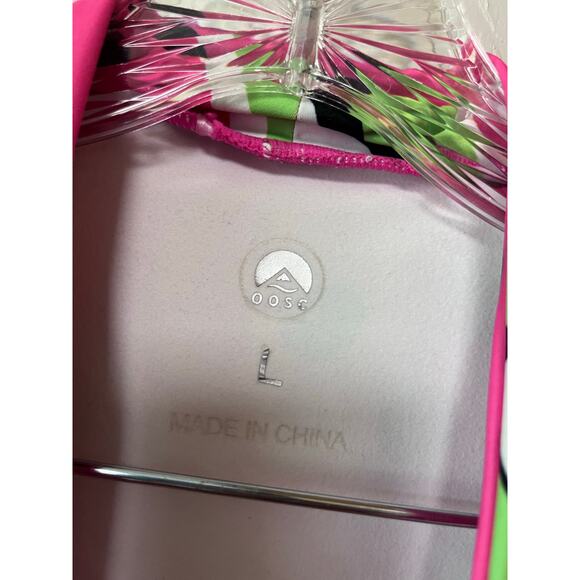 OOSC Watermelon Base Layer Top‎ Sz L - Picture 3 of 5